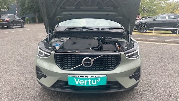 Used Volvo XC40 2023 for sale - 76231592: Photo 8
