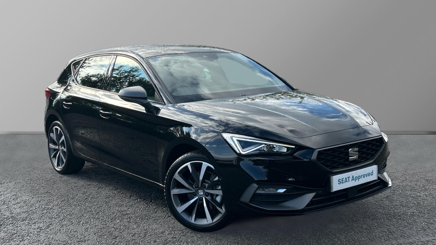 Used SEAT Leon 2025 for sale - 76882340: Photo 1