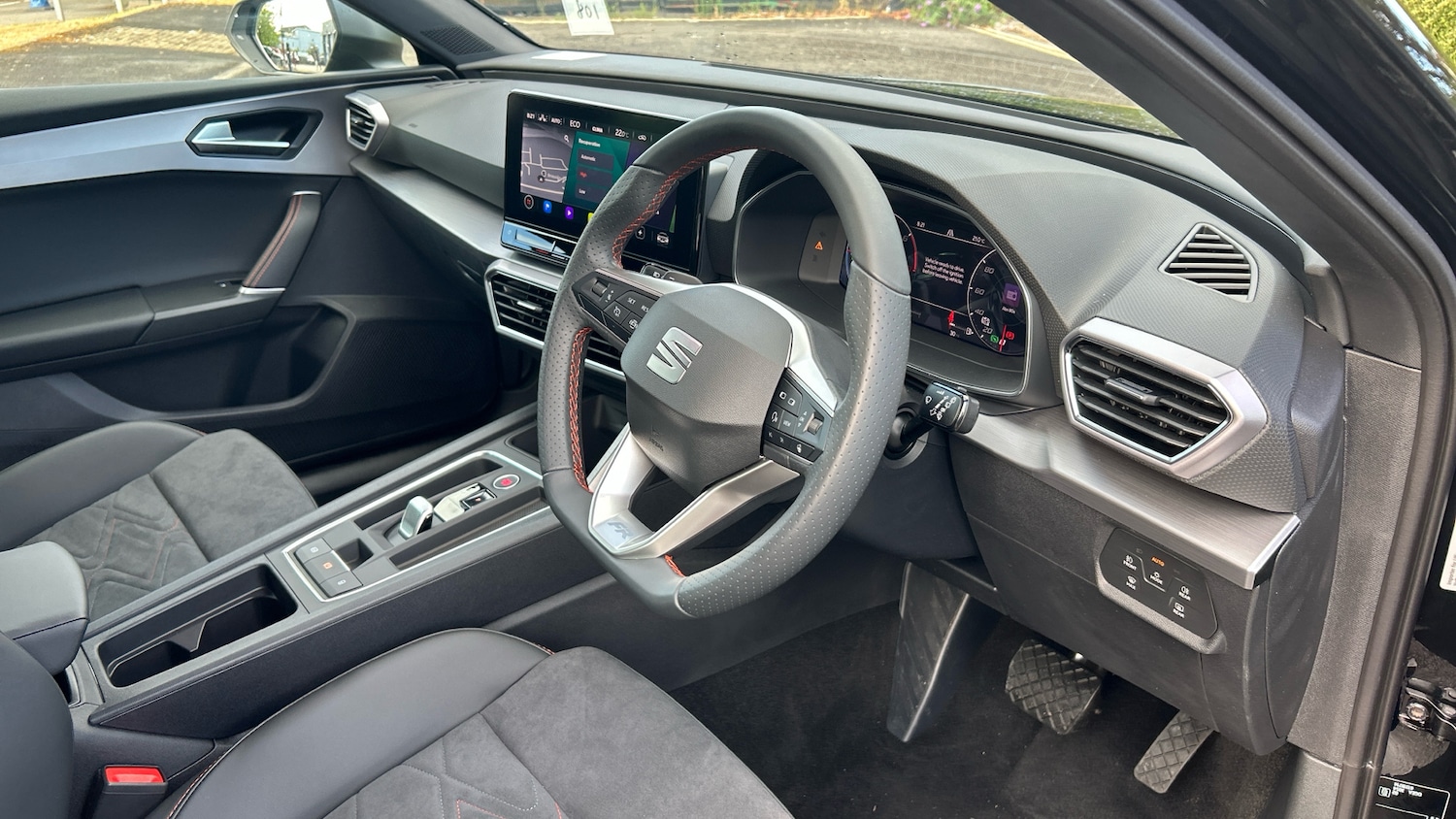 Used SEAT Leon 2025 for sale - 76882340: Photo 11