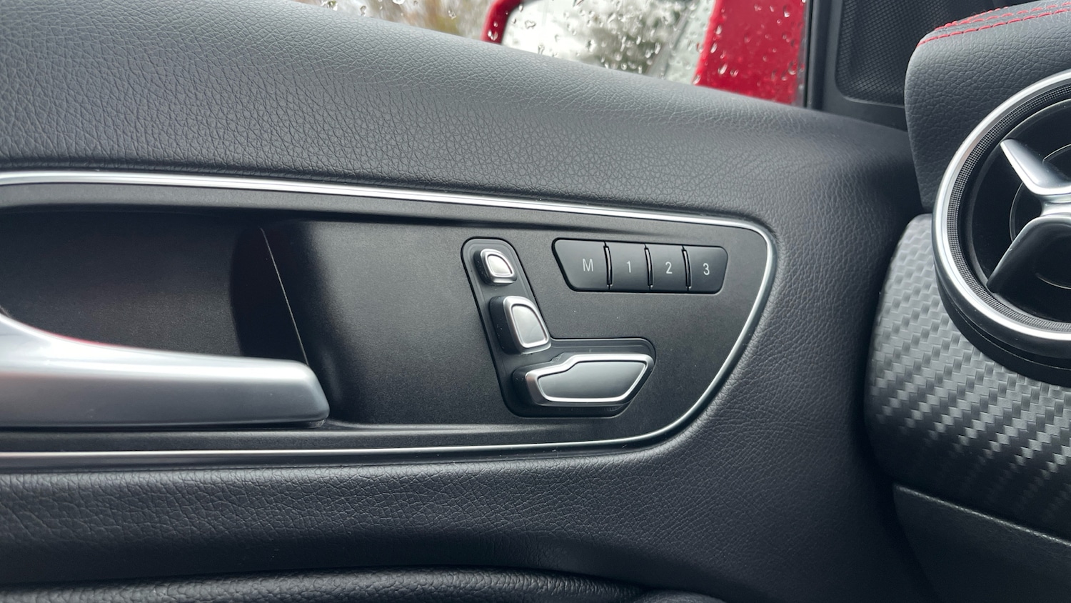 Used Mercedes-Benz A-Class 2017 for sale - 76945330: Photo 23