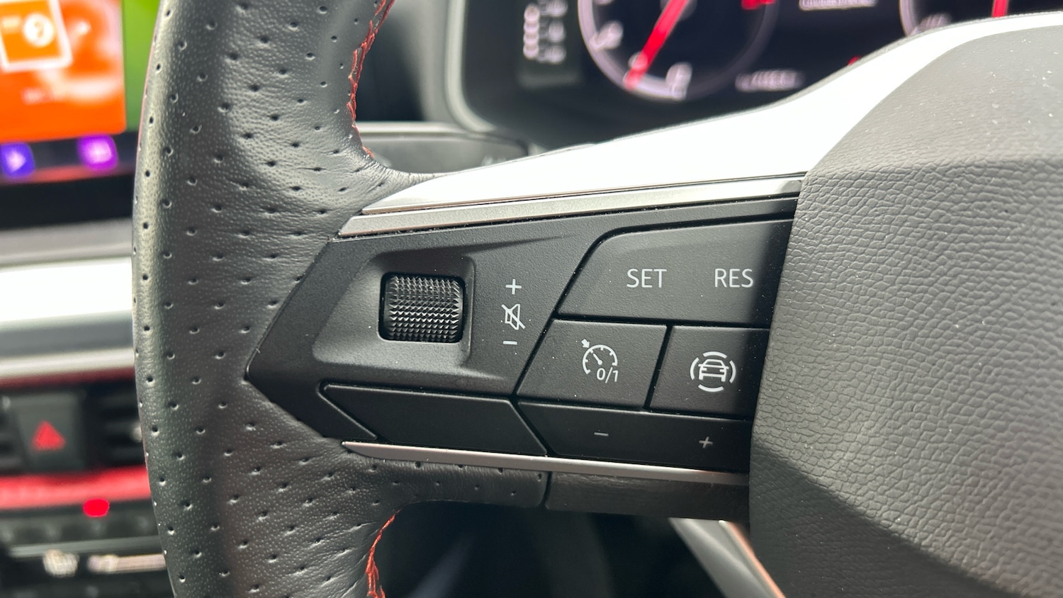 Used SEAT Arona 2023 for sale - 76736372: Photo 17