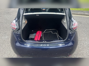 Used Renault Zoe 2021 for sale - 77774996: Photo