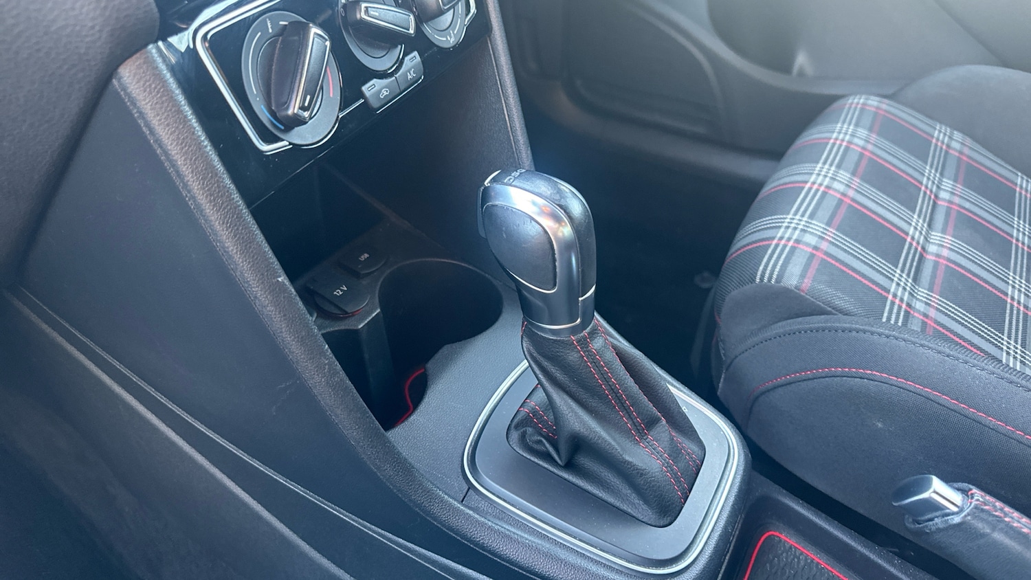 Used Volkswagen Polo 2017 for sale - 76414932: Photo 13