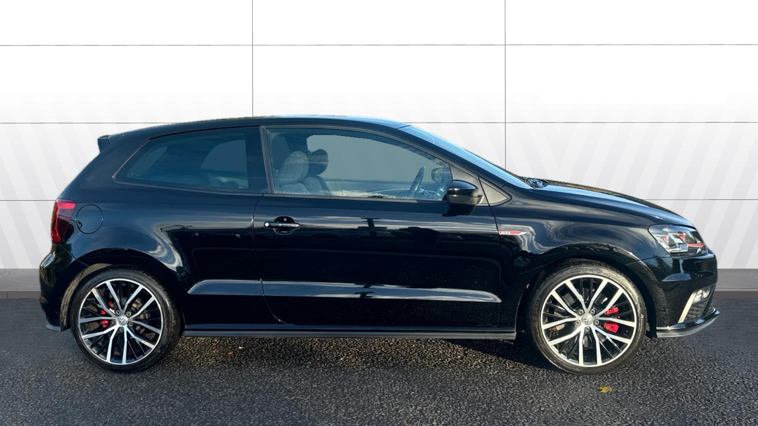 Used Volkswagen Polo 2017 for sale - 76414932: Photo 5