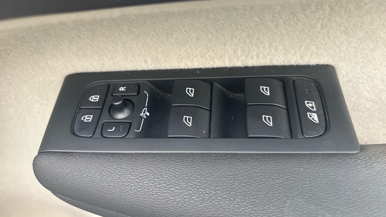 Vehicle 34