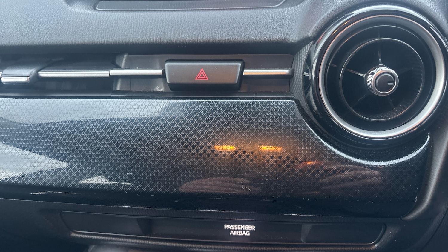 Used Mazda Mazda2 2018 for sale - 77871891: Photo 25