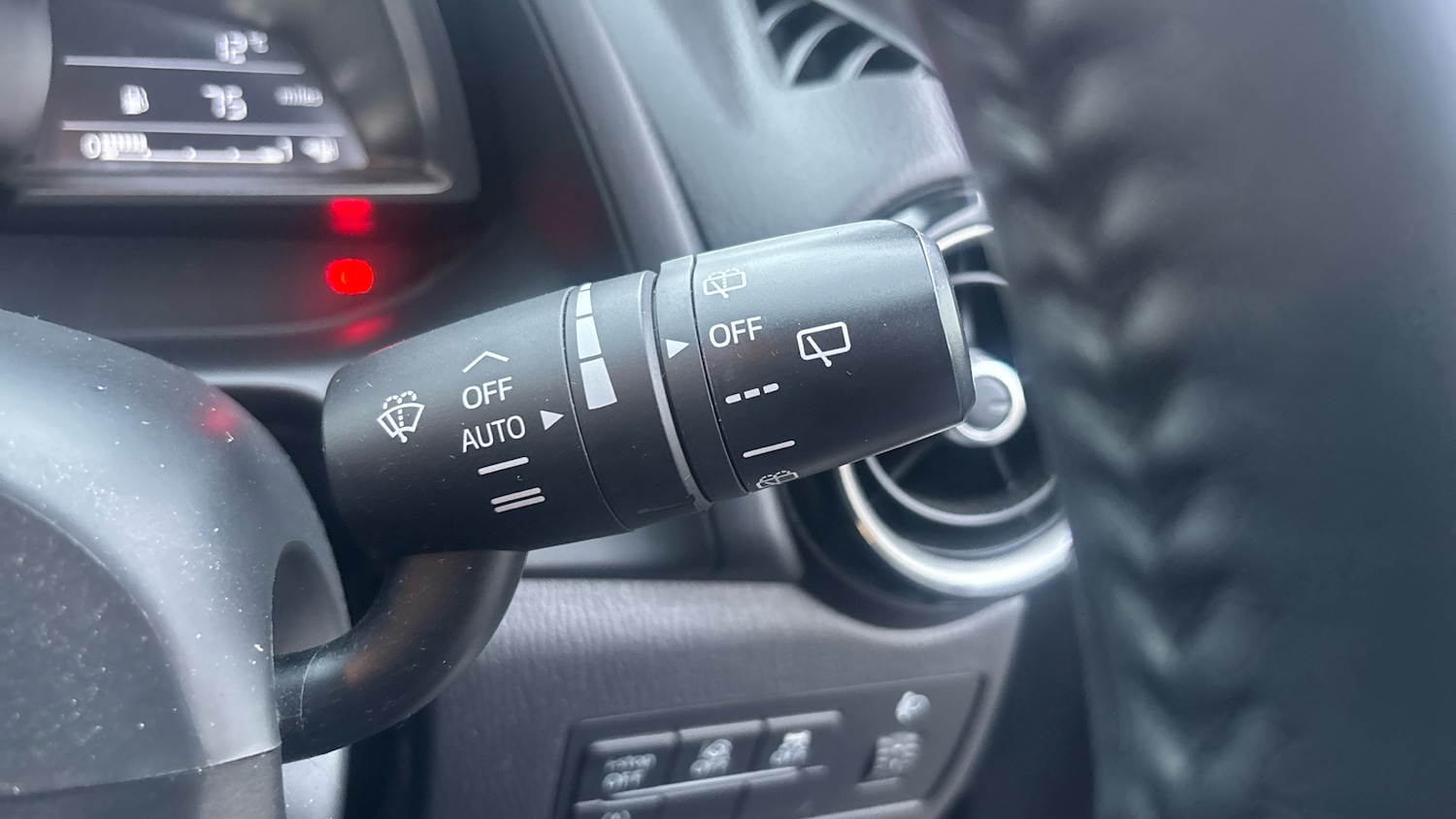 Used Mazda Mazda2 2018 for sale - 77871891: Photo 31