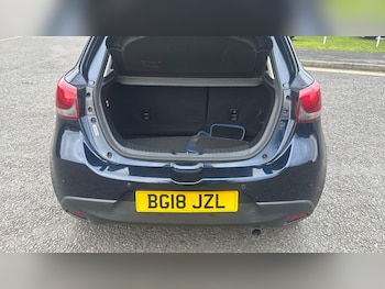 Used Mazda Mazda2 2018 for sale - 77871891: Photo