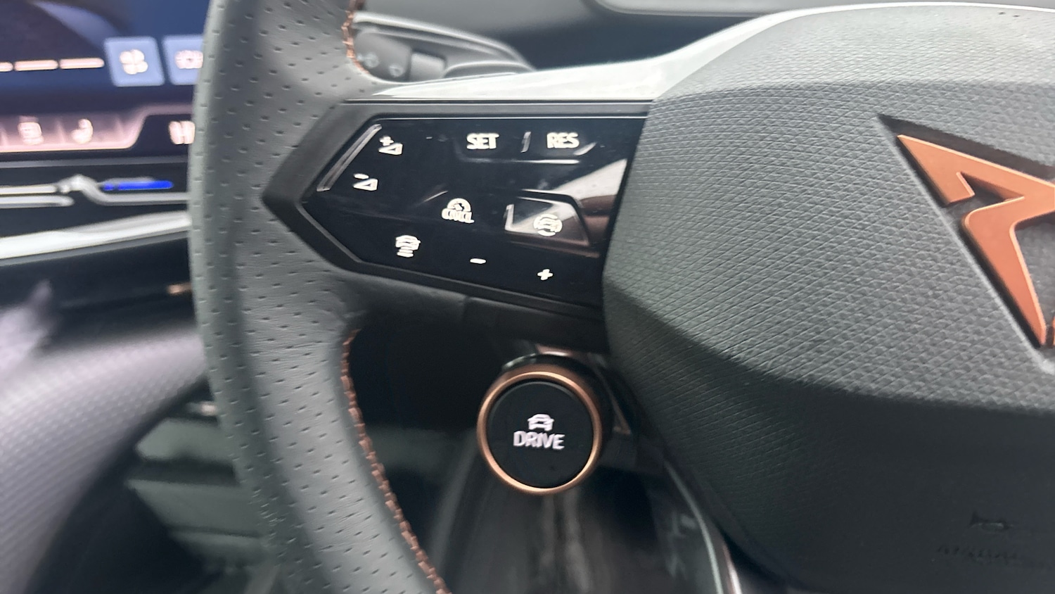 Used Cupra Tavascan 2025 for sale - 77296409: Photo 17