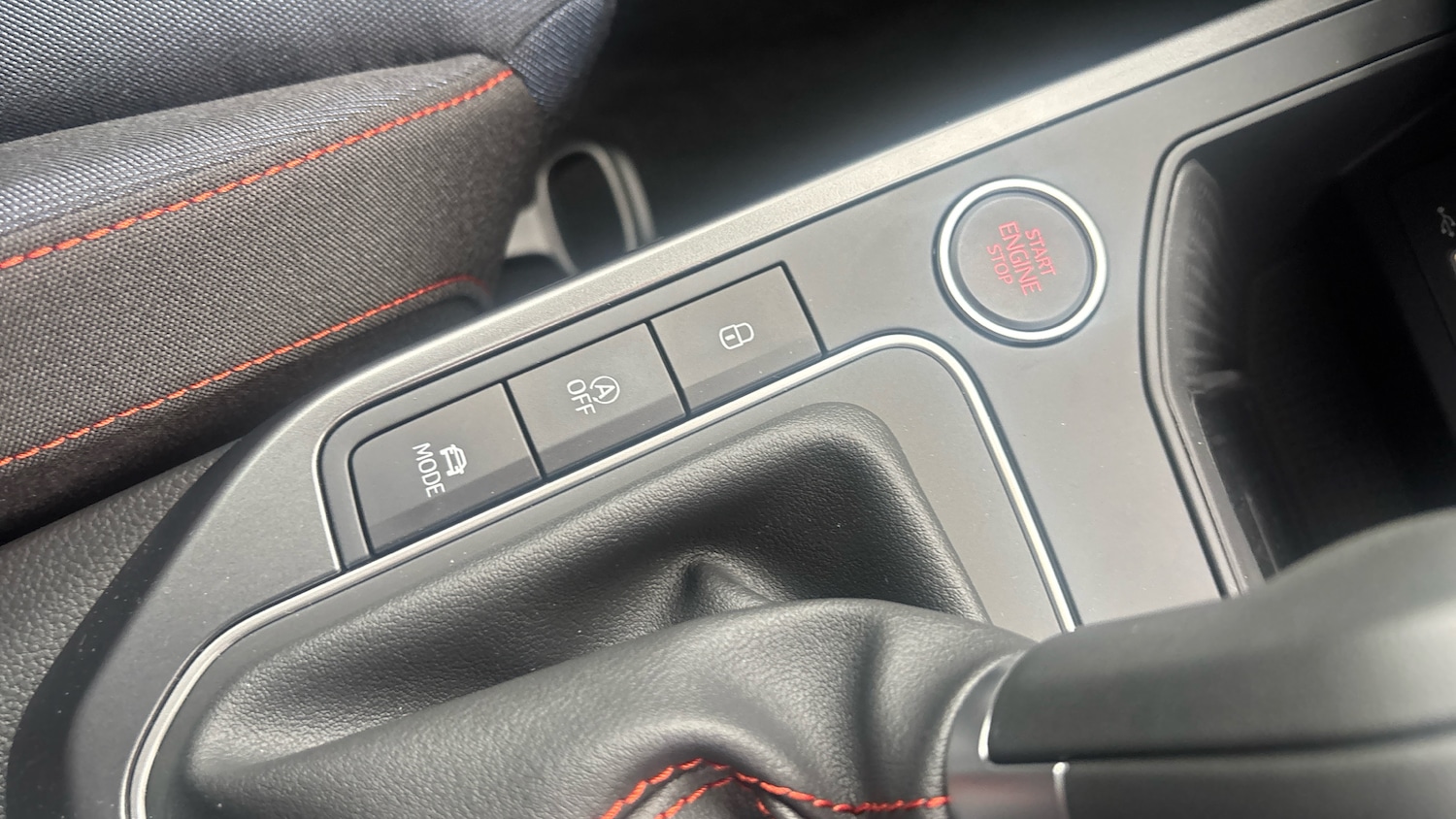 Used SEAT Arona 2025 for sale - 76792920: Photo 30