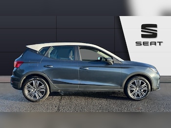 Used SEAT Arona 2024 for sale - 76979303: Photo