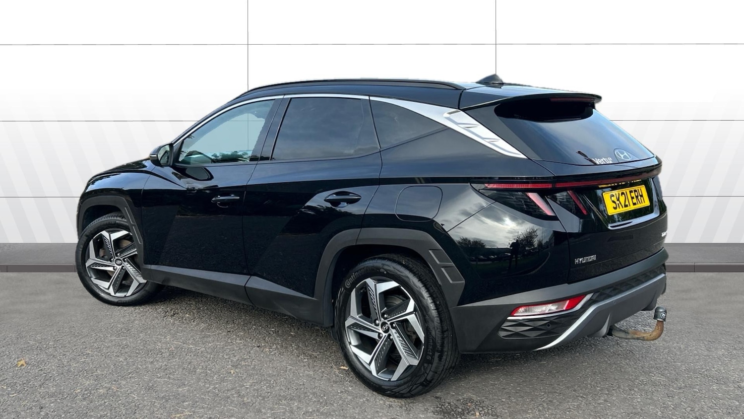 Used Hyundai TUCSON 2021 for sale - 76233032: Photo 2