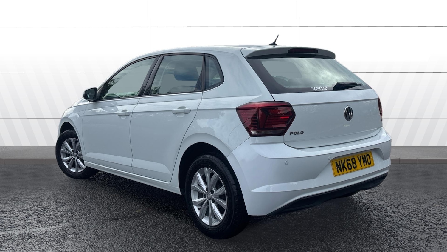 Used Volkswagen Polo 2018 for sale - 76374279: Photo 2