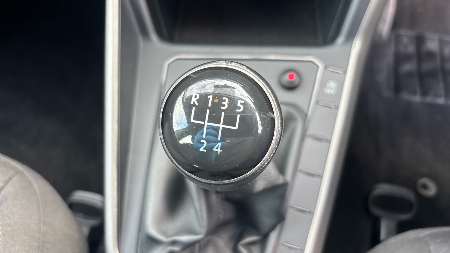 Used Volkswagen Polo 2018 for sale - 76374279: Photo 28