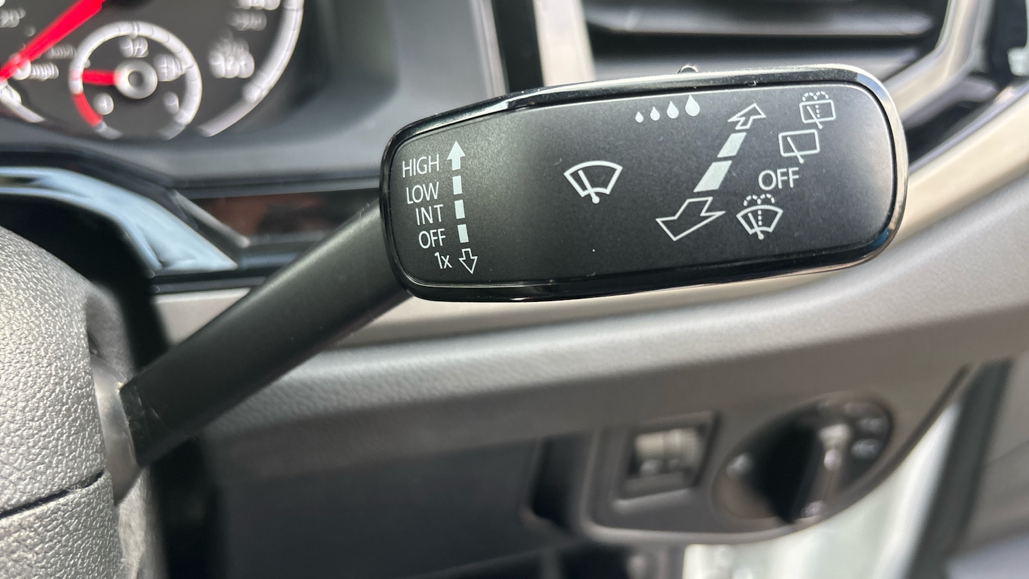 Used Volkswagen Polo 2018 for sale - 76374279: Photo 32