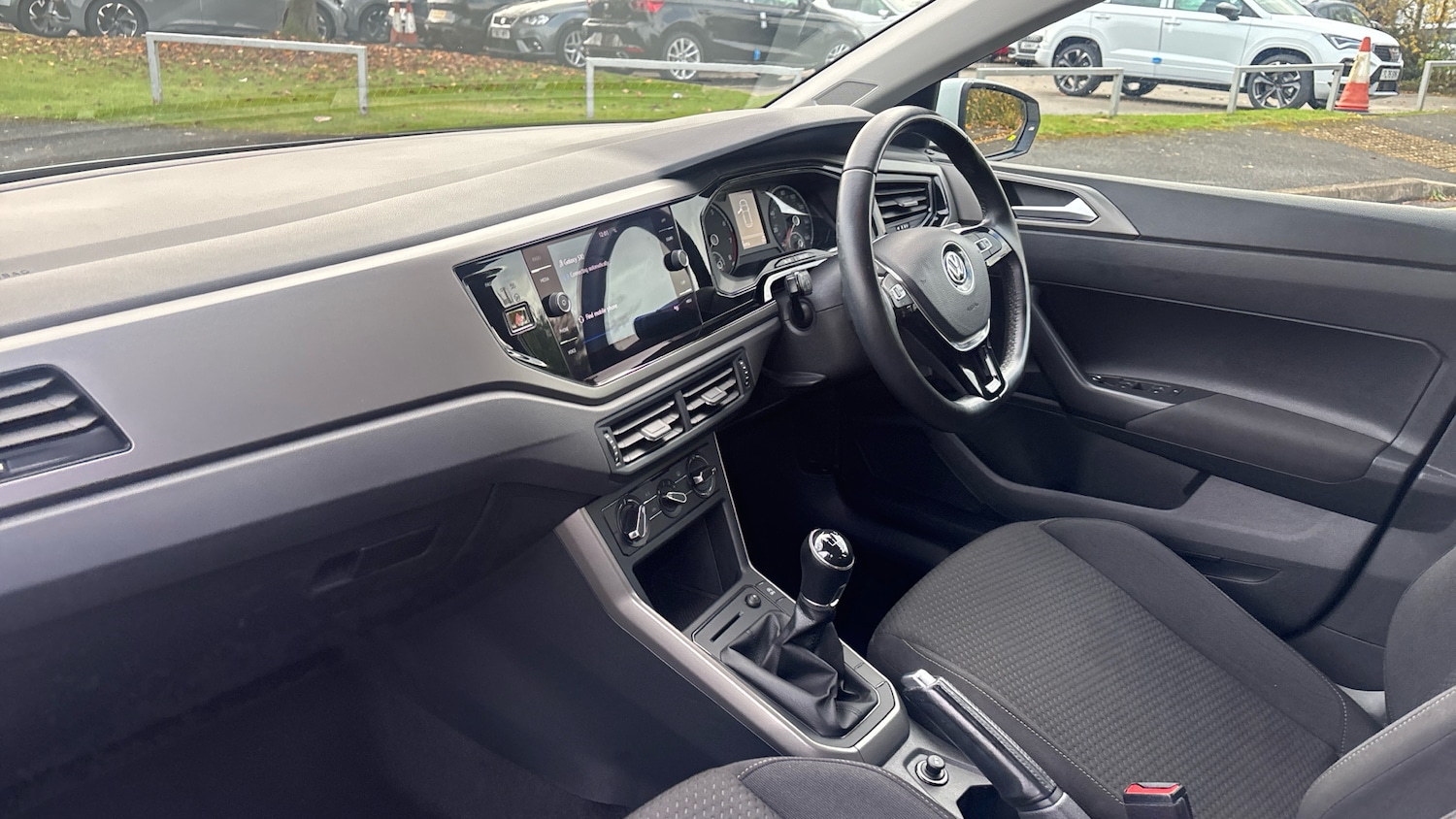 Used Volkswagen Polo 2018 for sale - 76374279: Photo 9