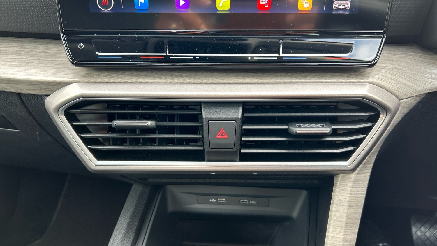 Used SEAT Leon 2021 for sale - 77599236: Photo 36