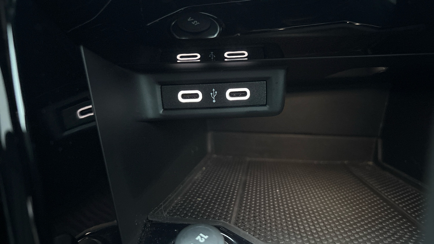 Used Volkswagen T-Roc 2021 for sale - 77085158: Photo 27