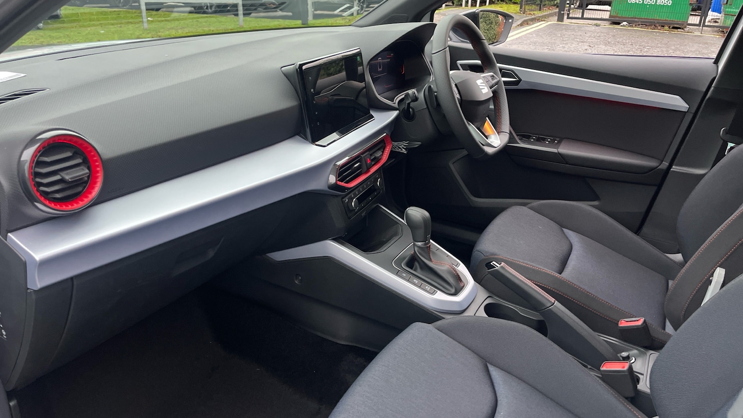 Used SEAT Arona 2025 for sale - 76835324: Photo 2