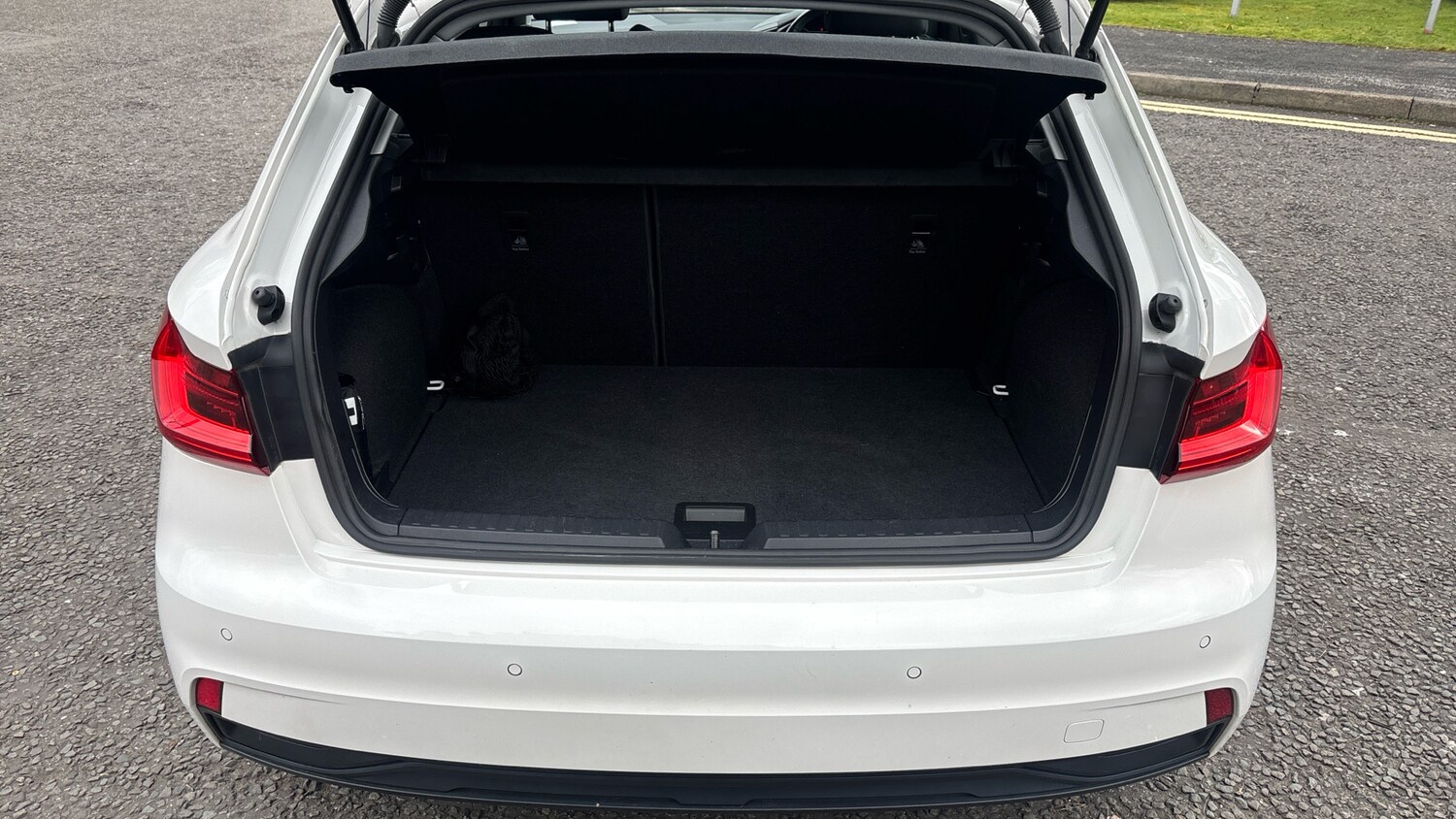 Used Audi A1 2023 for sale - 77962196: Photo 4