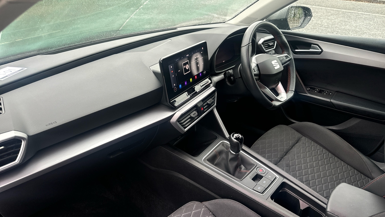 Used SEAT Leon 2023 for sale - 76918136: Photo 2