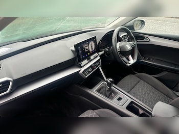 Used SEAT Leon 2023 for sale - 76918136: Photo