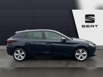 Used SEAT Leon 2023 for sale - 76918136: Photo