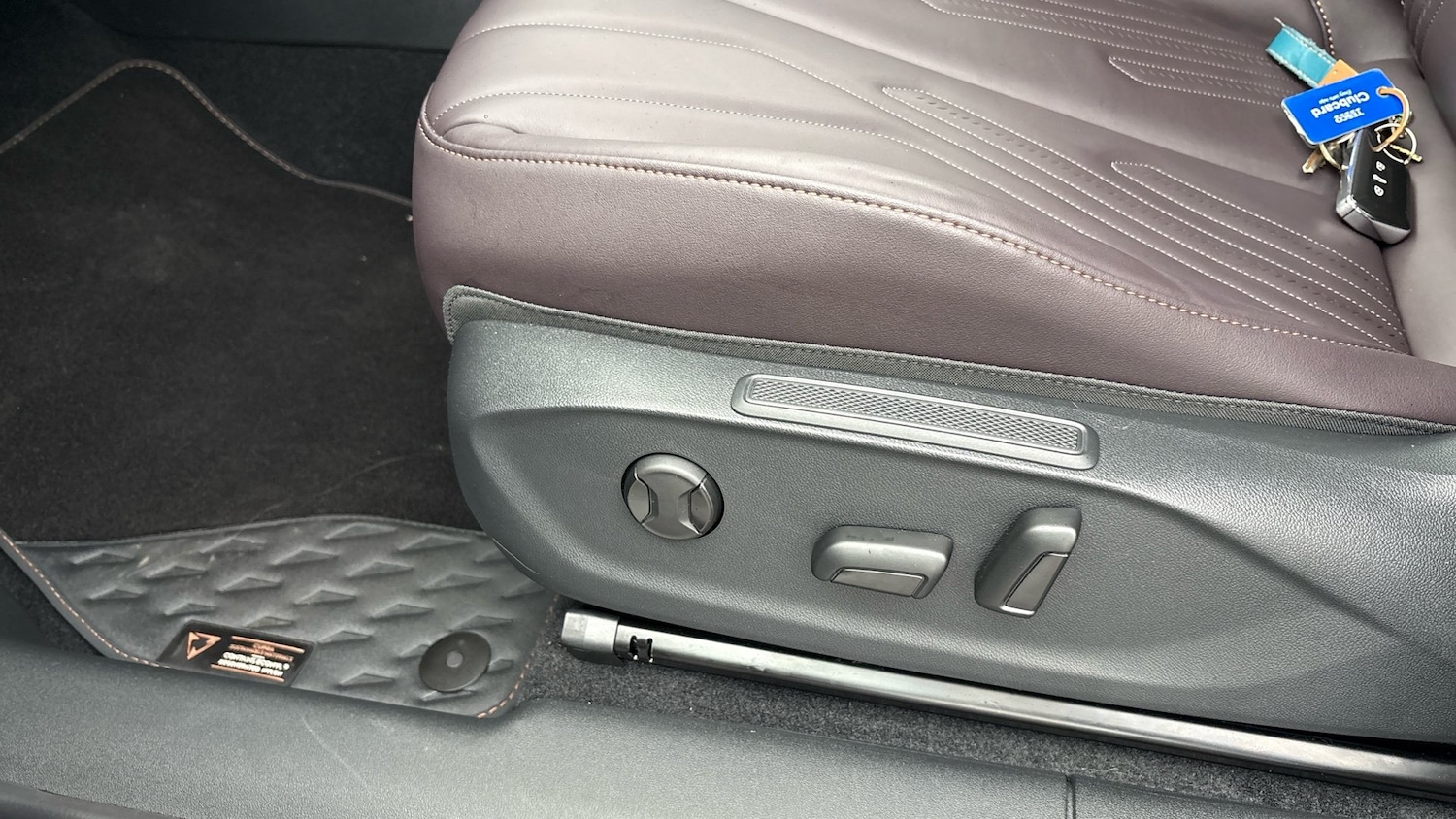 Used Cupra Terramar 2025 for sale - 77170276: Photo 31