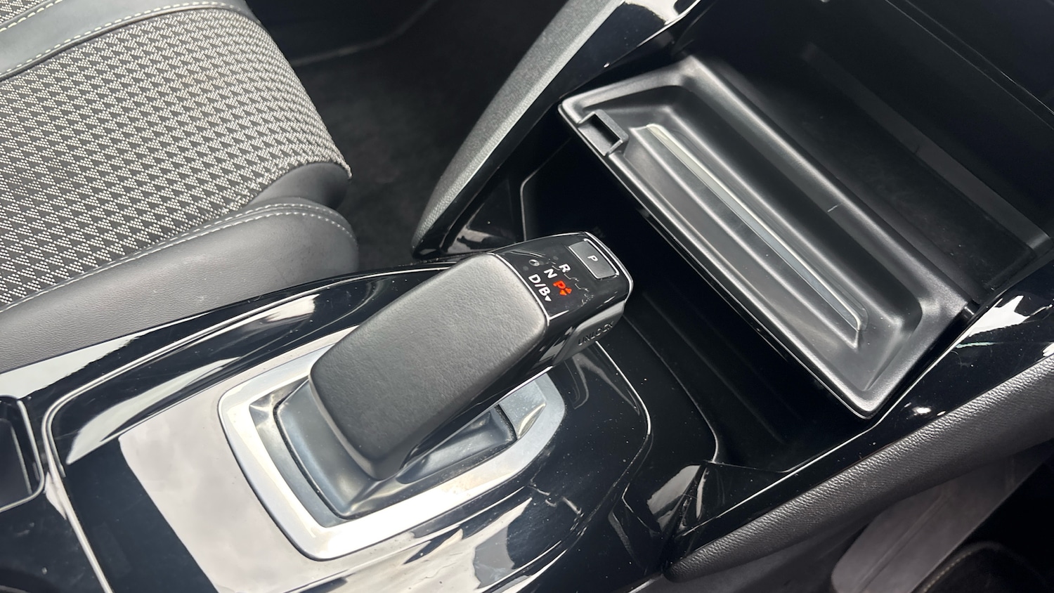 Used Peugeot 208 2021 for sale - 77961670: Photo 13