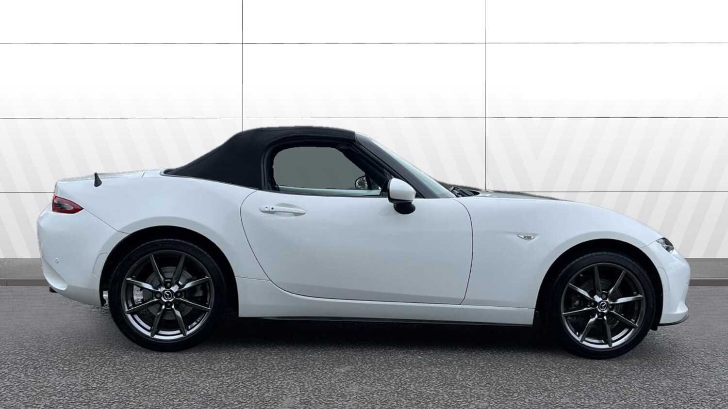 Used Mazda MX-5 2018 for sale - 76101264: Photo 5