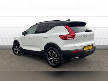 Used Volvo XC40 2020 for sale - 76114850: Photo 2