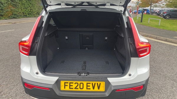 Used Volvo XC40 2020 for sale - 76114850: Photo 4