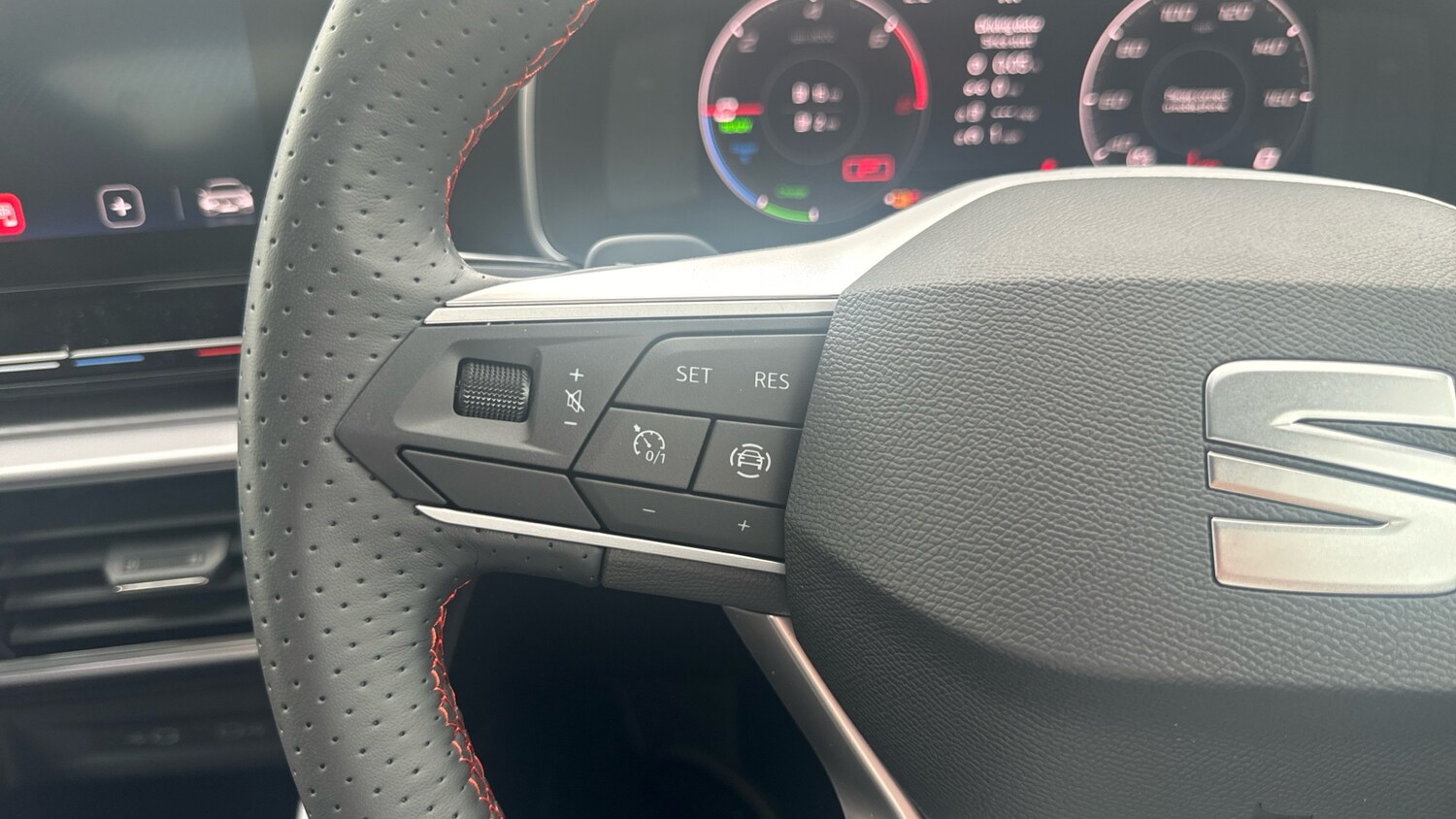 Used SEAT Leon 2025 for sale - 76882338: Photo 17