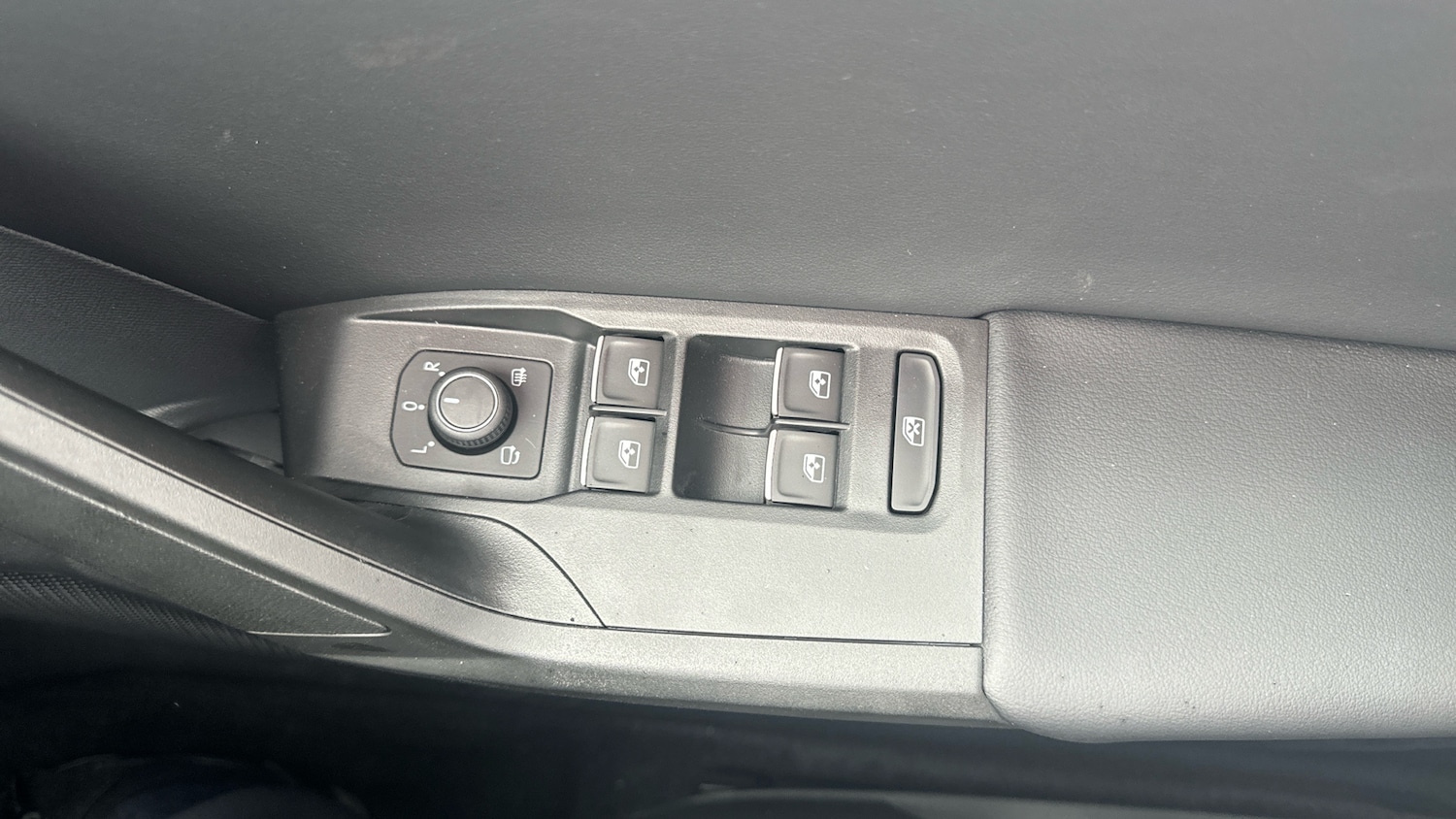 Used SEAT Leon 2025 for sale - 76882338: Photo 28