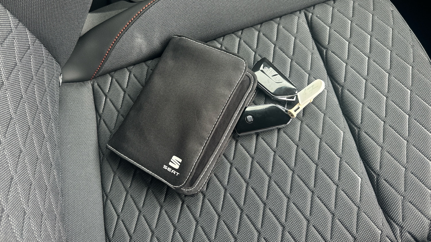 Used SEAT Leon 2025 for sale - 76882338: Photo 39