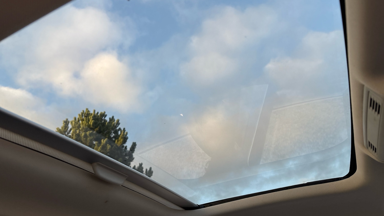 Used Volkswagen Polo 2022 for sale - 77136854: Photo 22