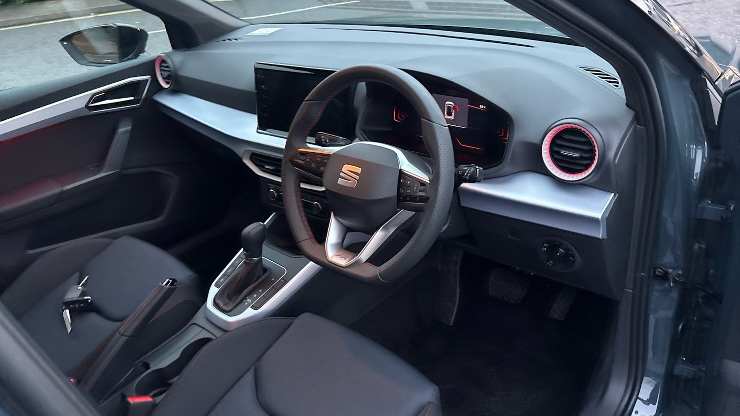 Used SEAT Arona 2025 for sale - 76835361: Photo 6