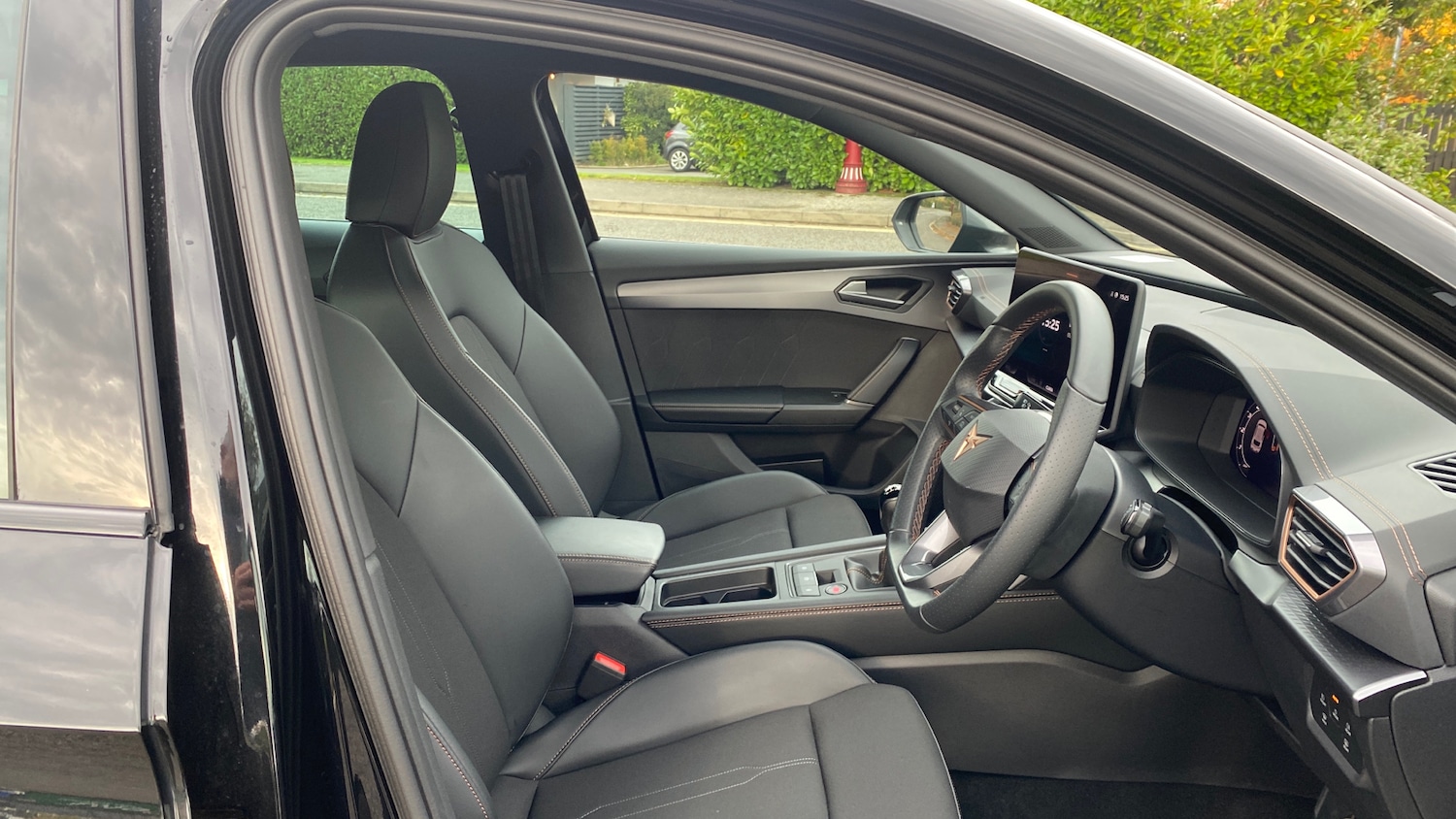 Used Cupra Leon 2025 for sale - 76490330: Photo 15