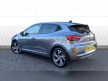 Used Renault Clio 2023 for sale - 76734334: Photo