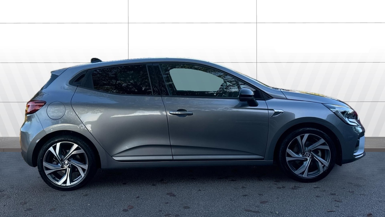 Used Renault Clio 2023 for sale - 76734334: Photo 5