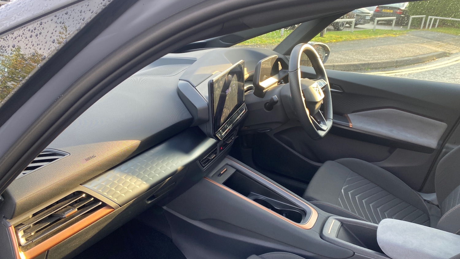 Used Cupra Born 2022 for sale - 76504386: Photo 2