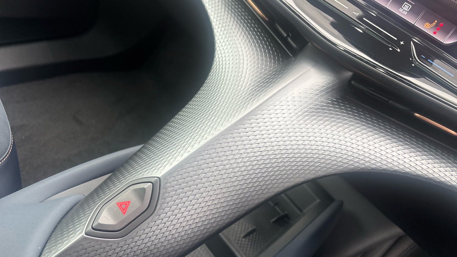 Used Cupra Tavascan 2025 for sale - 76580642: Photo 27