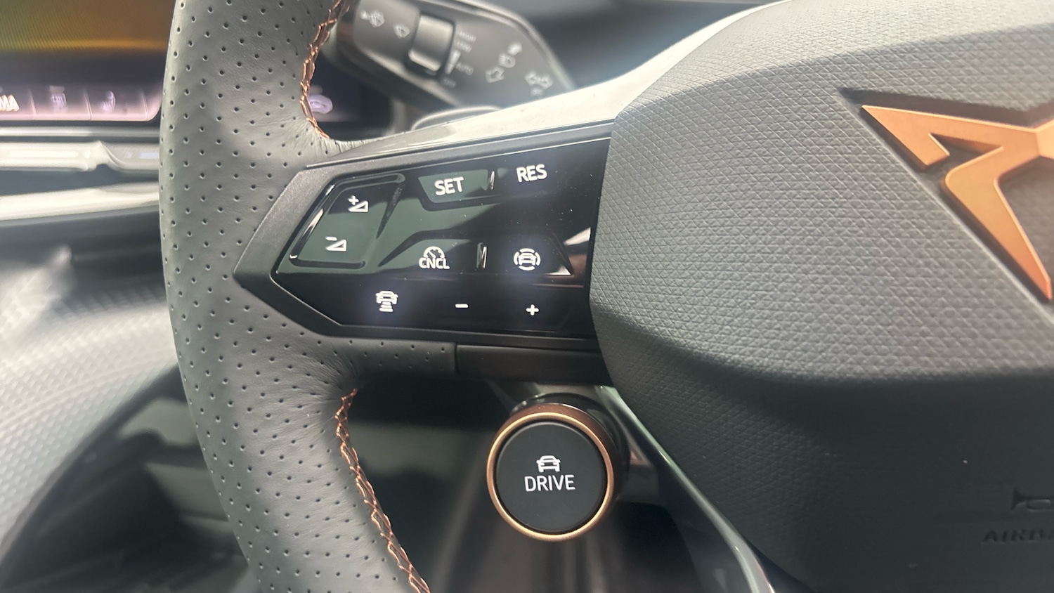 Used Cupra Tavascan 2025 for sale - 76580642: Photo 31