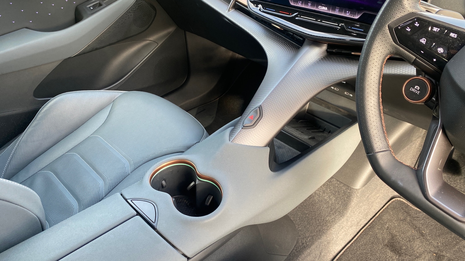 Used Cupra Tavascan 2025 for sale - 76329560: Photo 14