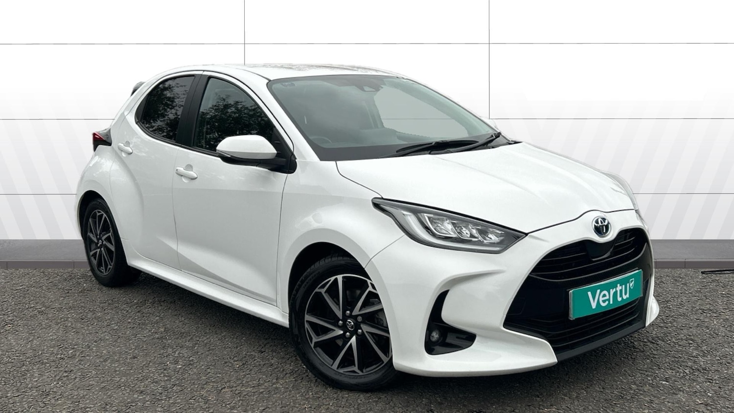 Used Toyota Yaris 2023 for sale - 76311279: Photo 1