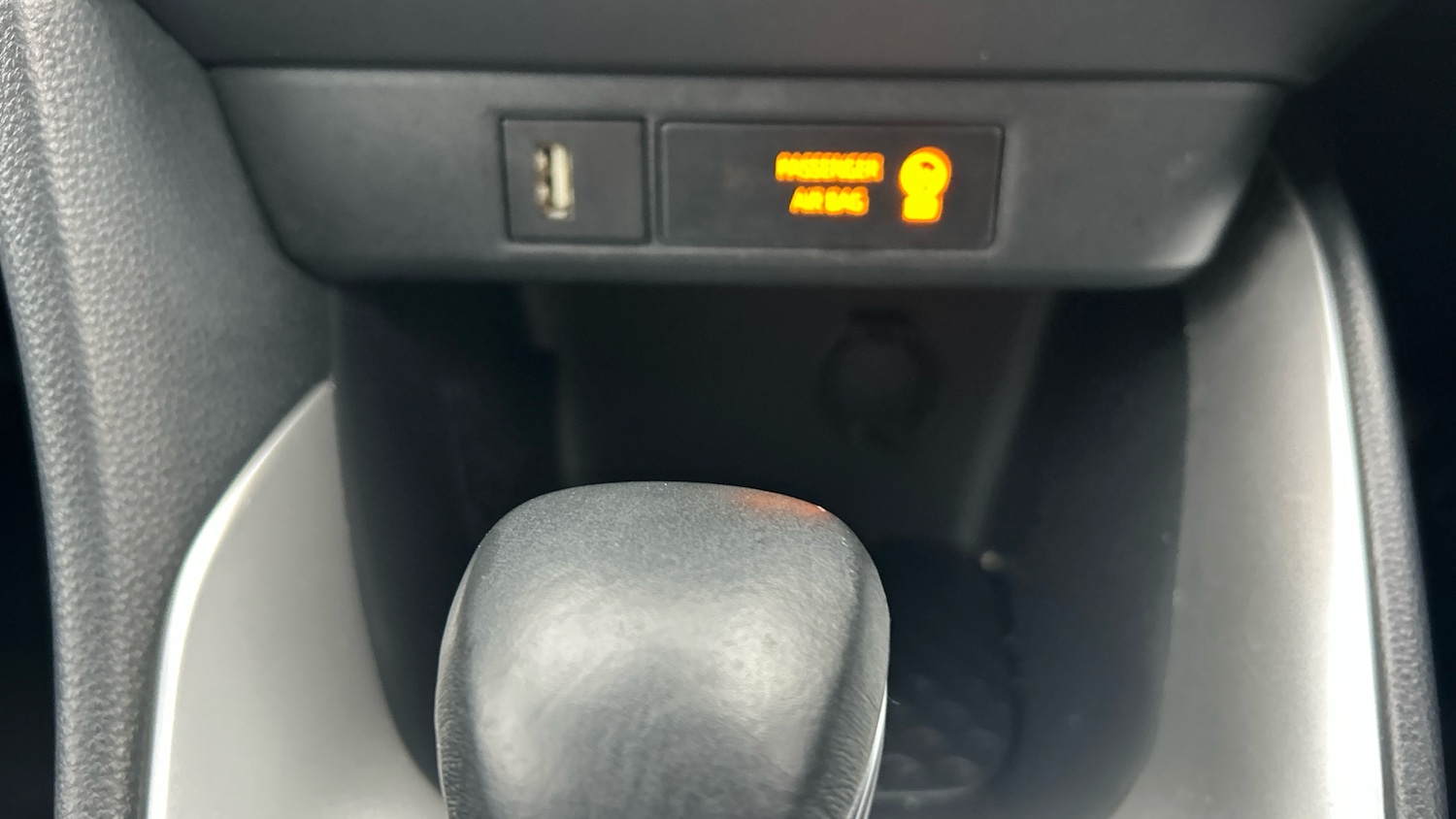 Used Toyota Yaris 2023 for sale - 76311279: Photo 25