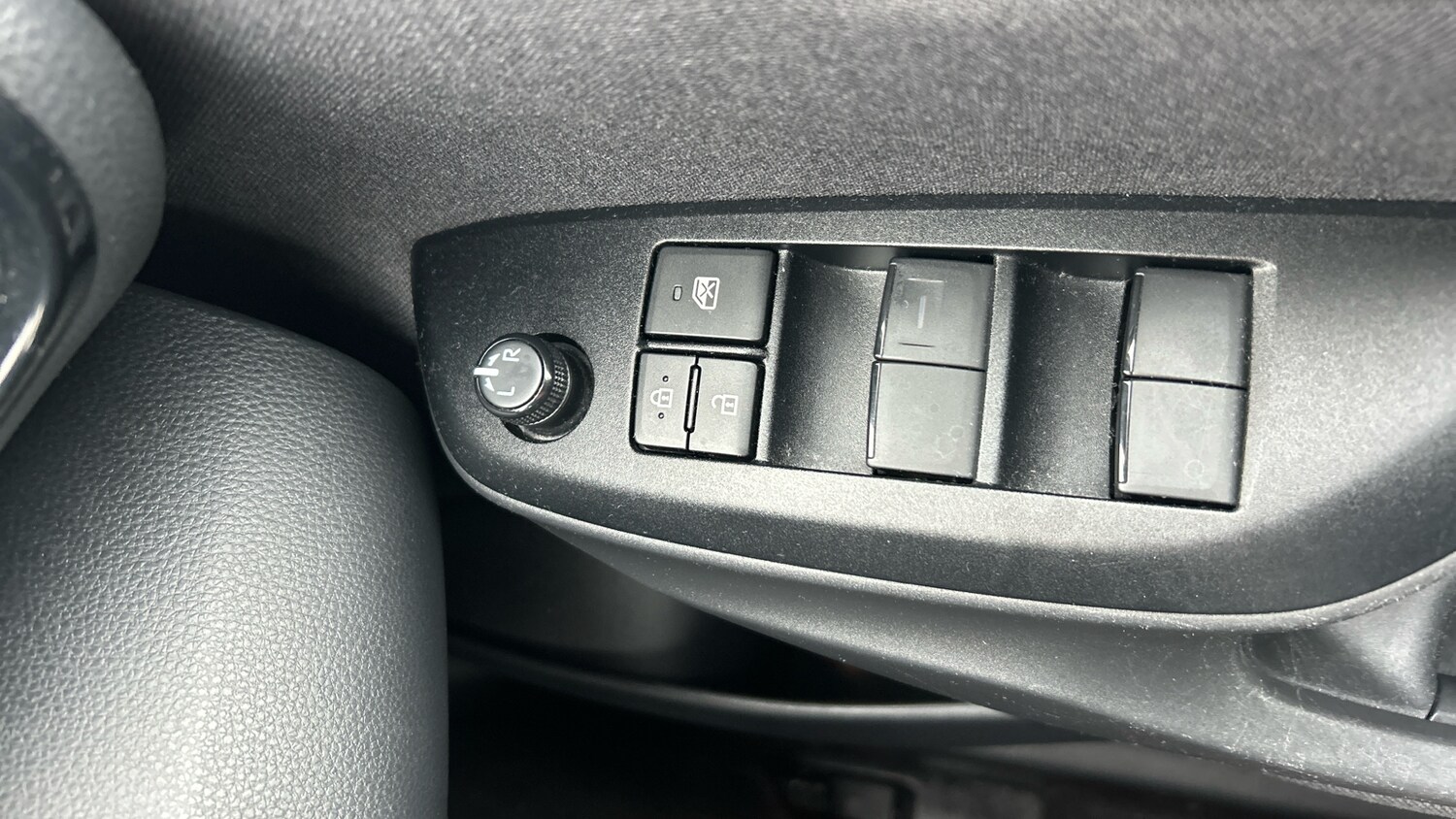 Used Toyota Yaris 2023 for sale - 76311279: Photo 29