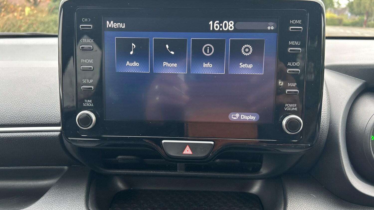 Used Toyota Yaris 2023 for sale - 76311279: Photo 31