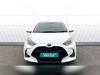 Used Toyota Yaris 2023 for sale - 76311279: Photo