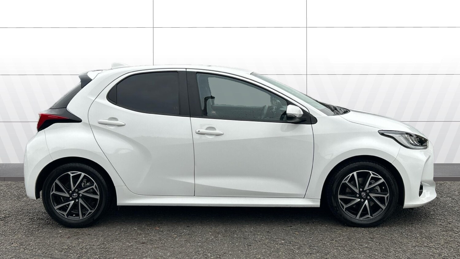 Used Toyota Yaris 2023 for sale - 76311279: Photo 5